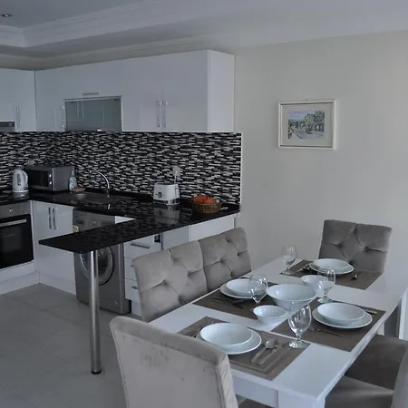 Orka Royal Hills D1 Patio And Bbq Appartamento Ölüdeniz